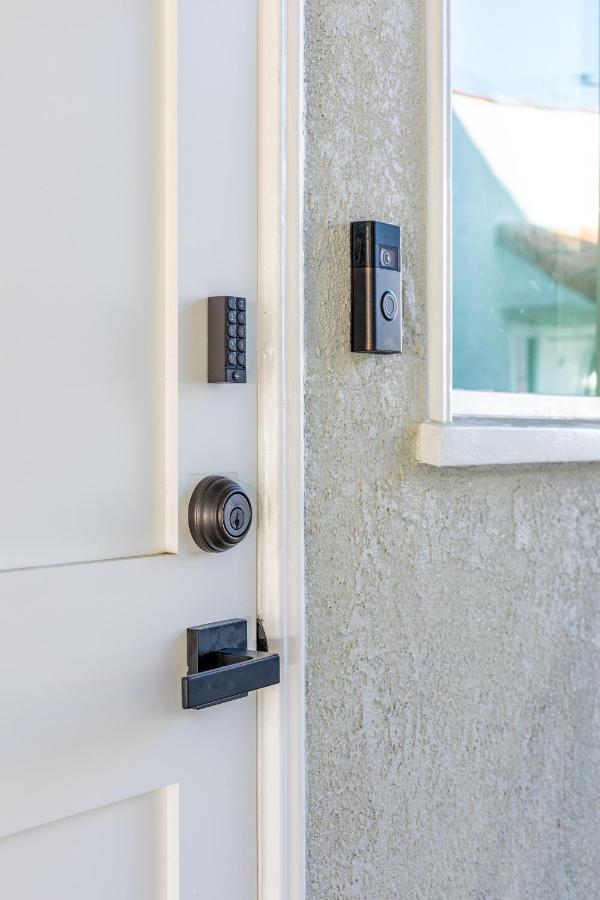 Cozy Sunny Brand-New Apt 1 Block From The Beach Long Beach Exterior photo