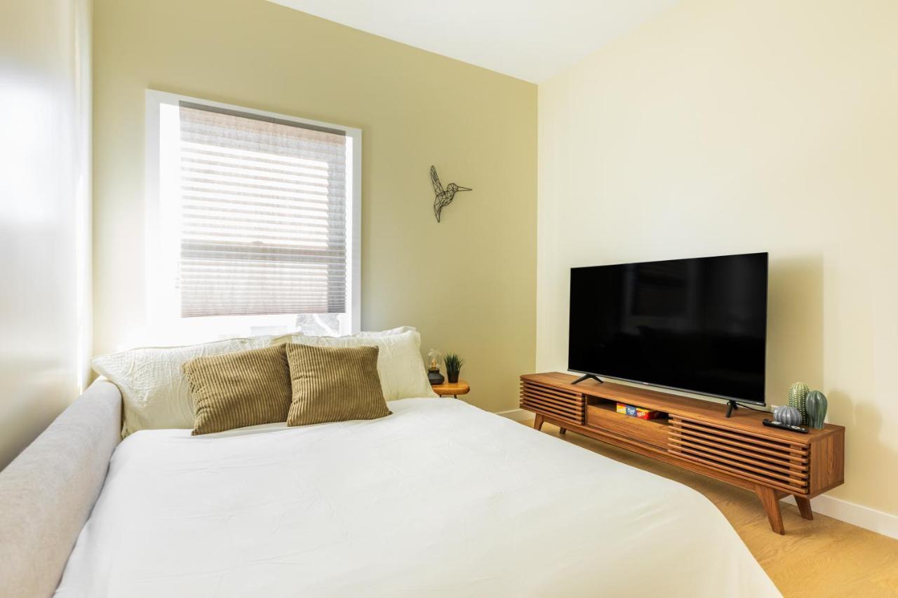 Cozy Sunny Brand-New Apt 1 Block From The Beach Long Beach Exterior photo