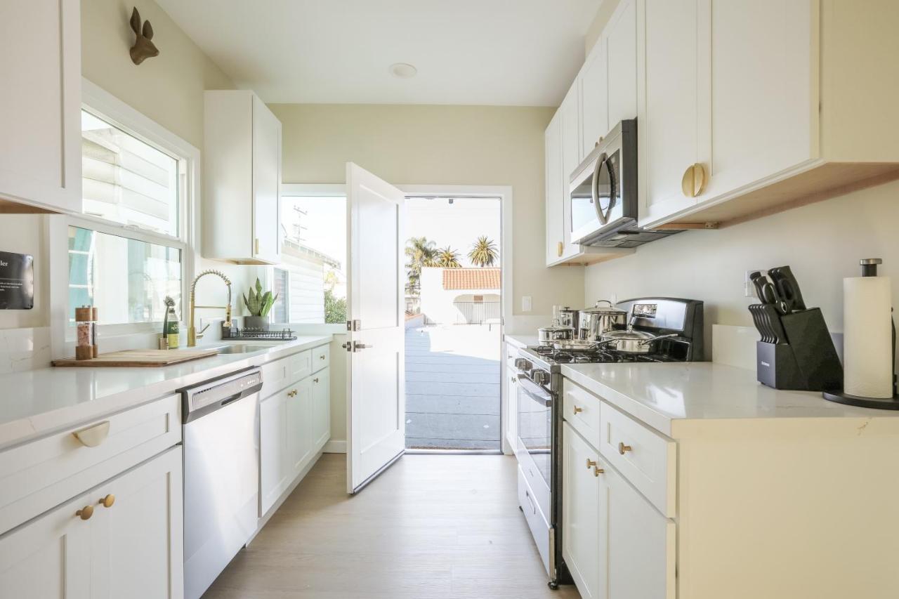 Cozy Sunny Brand-New Apt 1 Block From The Beach Long Beach Exterior photo